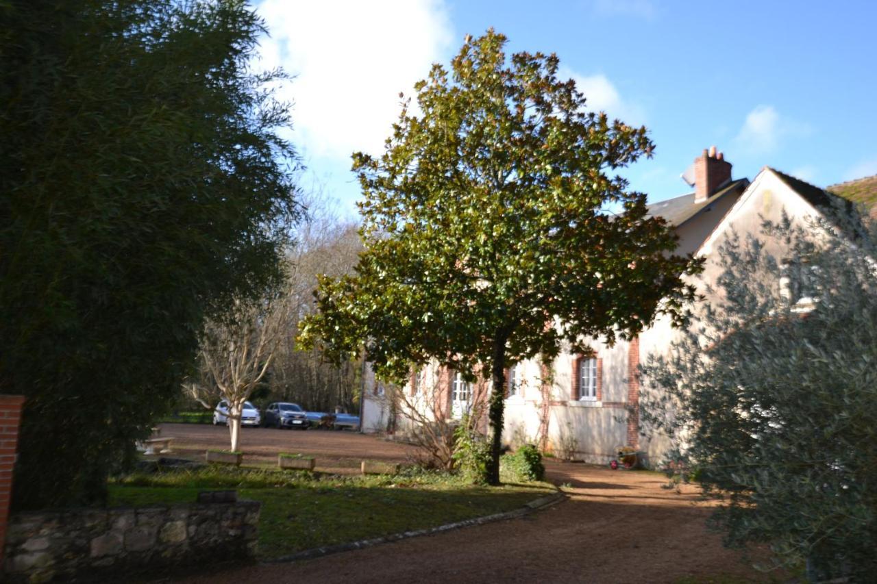 Le Moulin Et L'Olivier Three Bedroom Suite Chambon-sur-Cisse Bagian luar foto