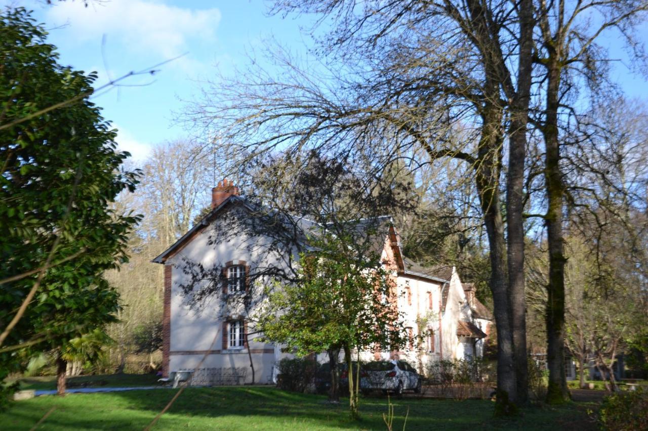 Le Moulin Et L'Olivier Three Bedroom Suite Chambon-sur-Cisse Bagian luar foto