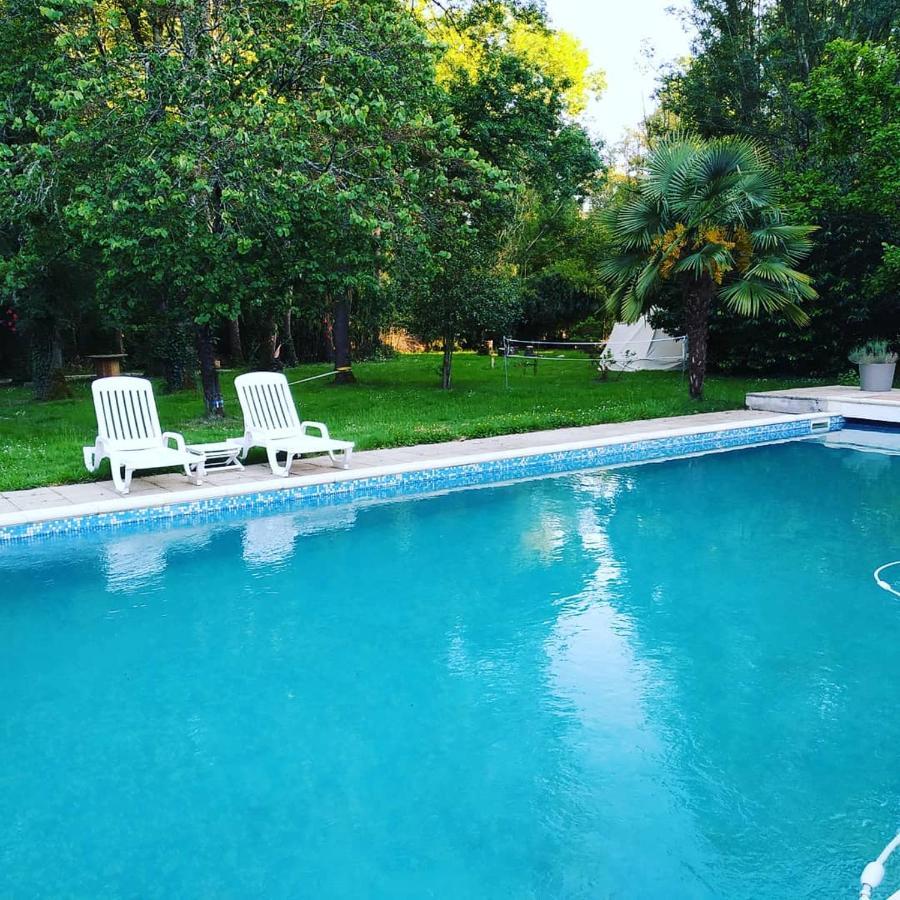 Le Moulin Et L'Olivier Three Bedroom Suite Chambon-sur-Cisse Bagian luar foto